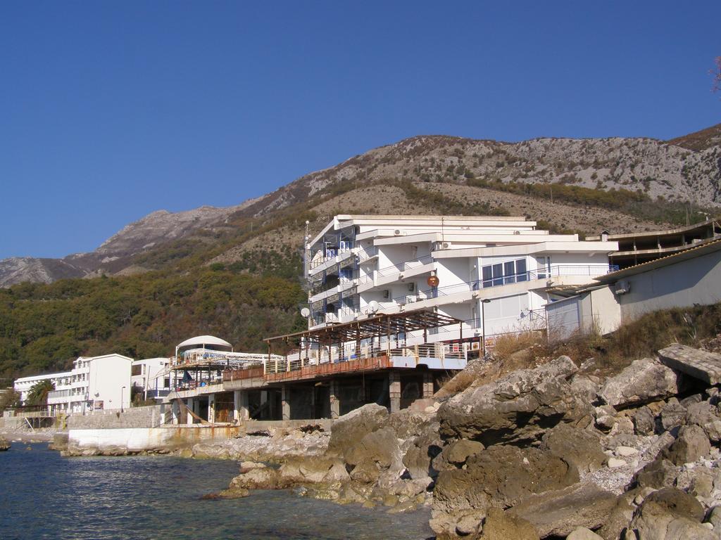 Apartmani Orange Dreams Sutomore Oda fotoğraf